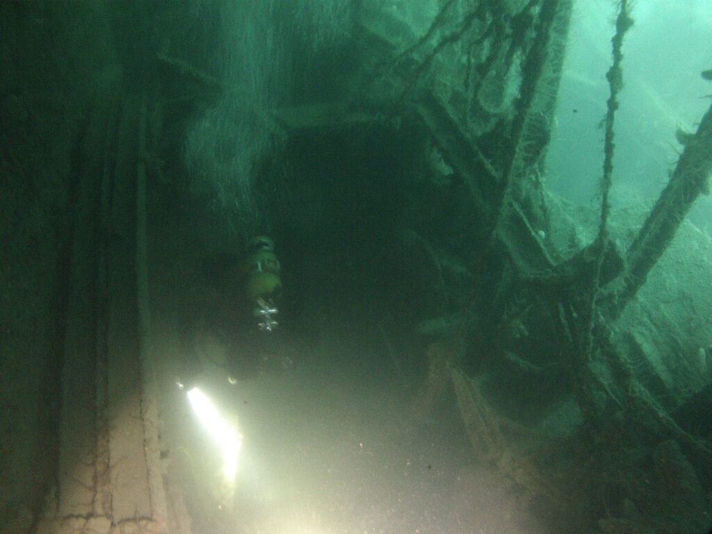 Two Star Diver | Laitesukelluksen jatkokurssi